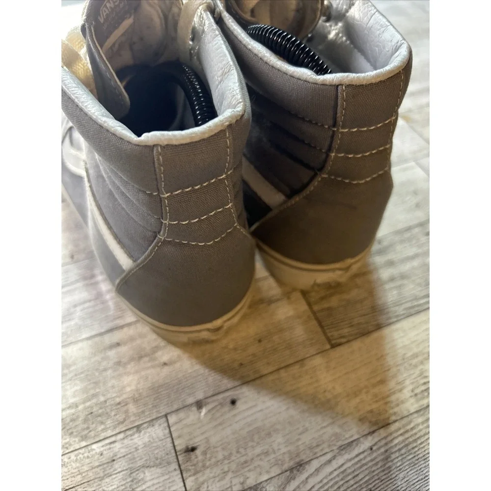 Vans Off The Wall‎ Gray High-Top Sneakers  Skate Shoes  Mens 8.0 Women's 9.5